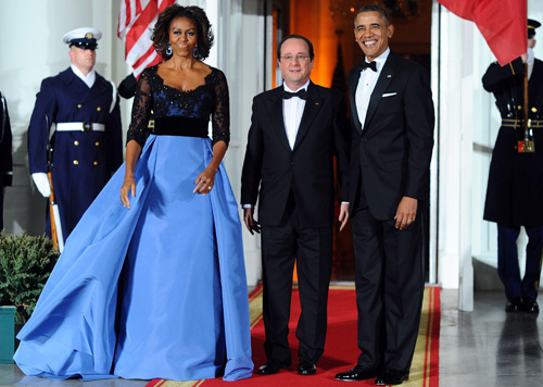Thói quen mua sắm trang phục của michelle obama