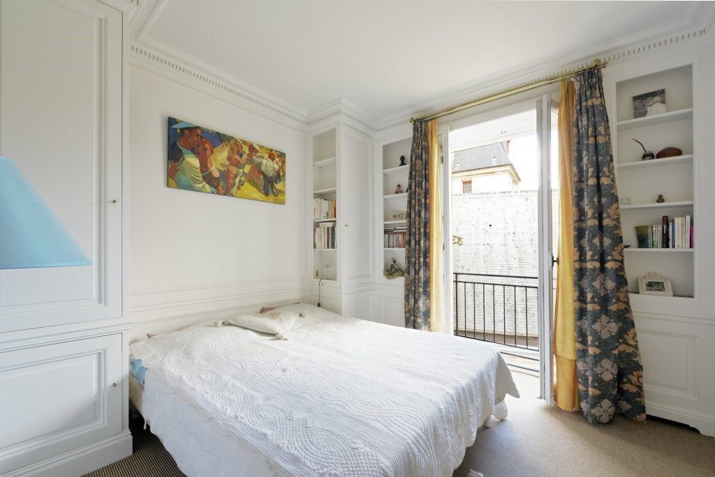 Cùng ngắm căn hộ hai tầng có góc nhìn đẹp nhất paris