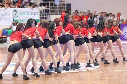 Mai ngô trước ngày nổi tiếng đã phải làm những gì để mưu sinh