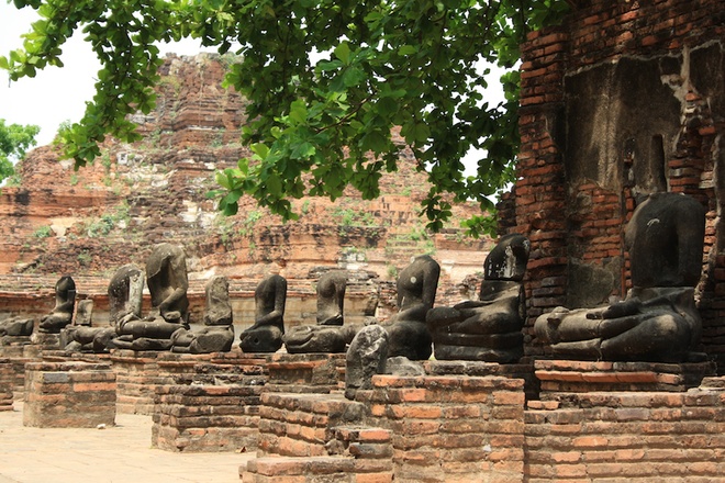 Thái lan - quê hương của những tượng phật không đầu