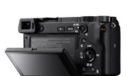 Sony ra a6300 dùng cảm biến 24 chấm có 425 điểm lấy nét
