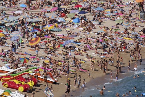 Ngắm 10 bãi biển hút khách nhất thế giới