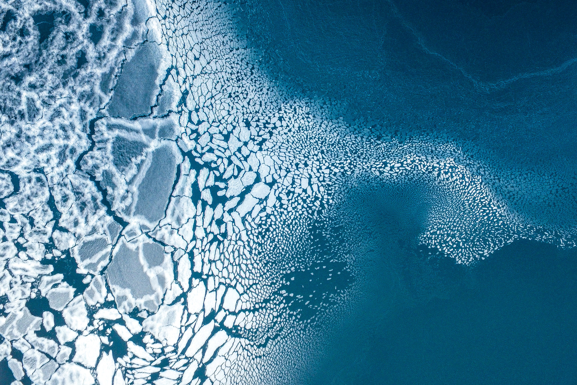 Bức ảnh chụp bằng flycam ấn tượng nhất thế giới