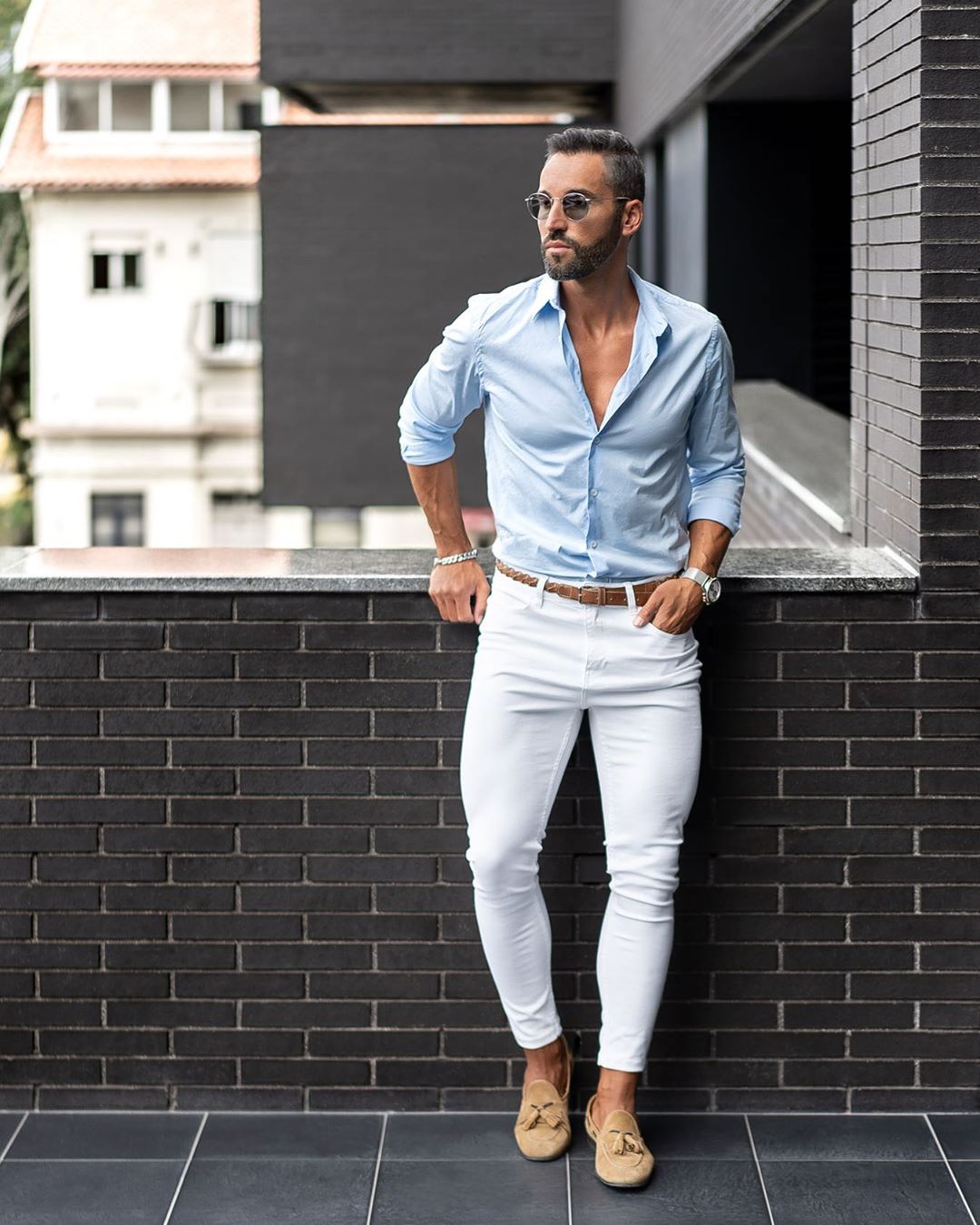 5 cách phối quần jeans trắng giúp chàng thanh lịch