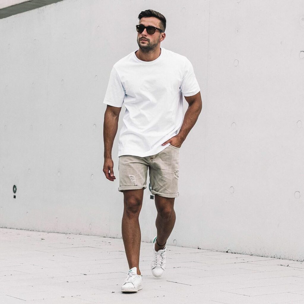 8 cách phối đồ với áo thun trắng cực đơn giản giúp chàng thời trang
