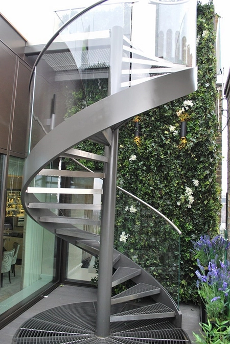 Tuyệt đỉnh thiết kế với đường công mềm mại mang tên cầu thang xoắn