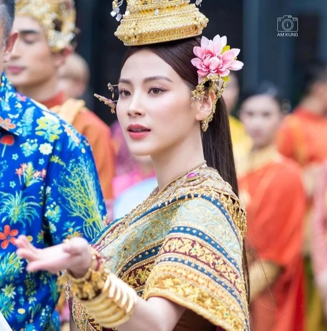 Loạt nữ thần songkran gây bão mxh thái lan