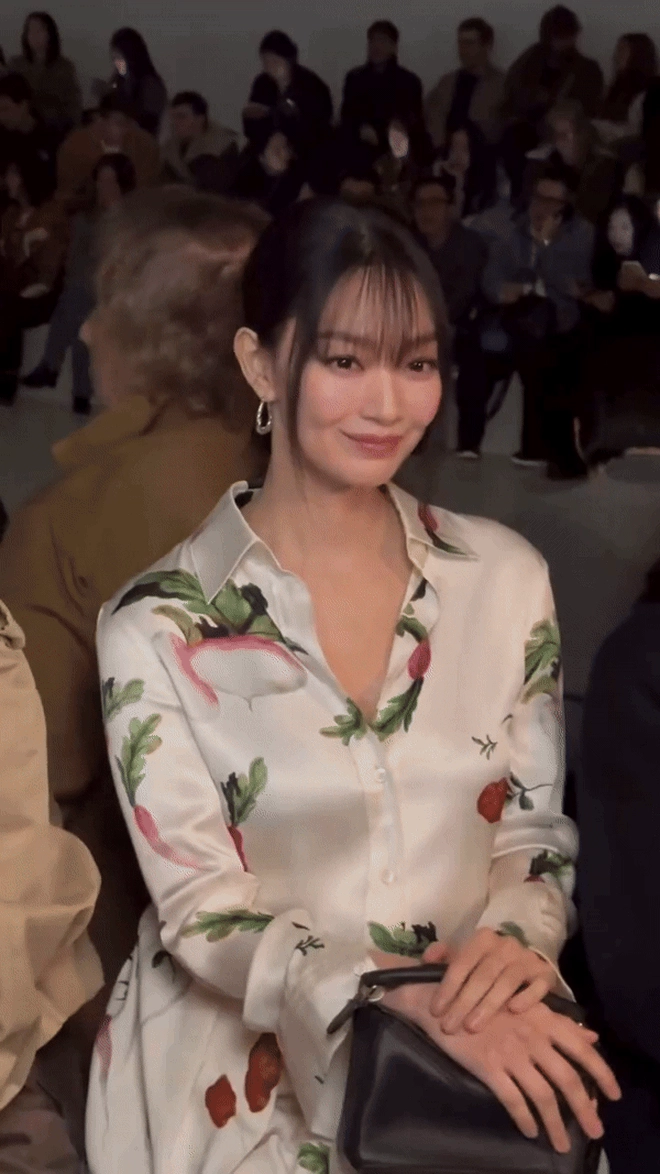 Dương mịch gây thất vọng tại paris fashion week 