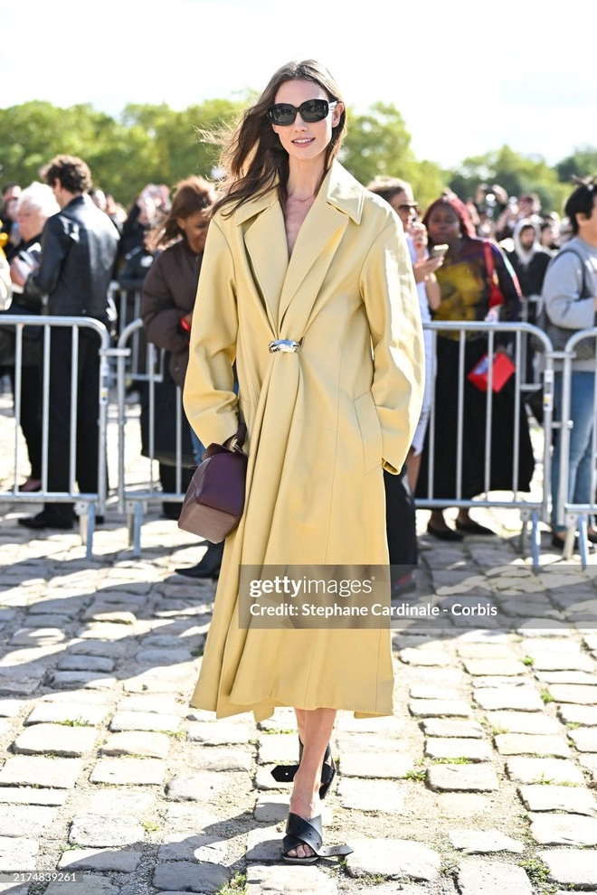 Dương mịch gây thất vọng tại paris fashion week 