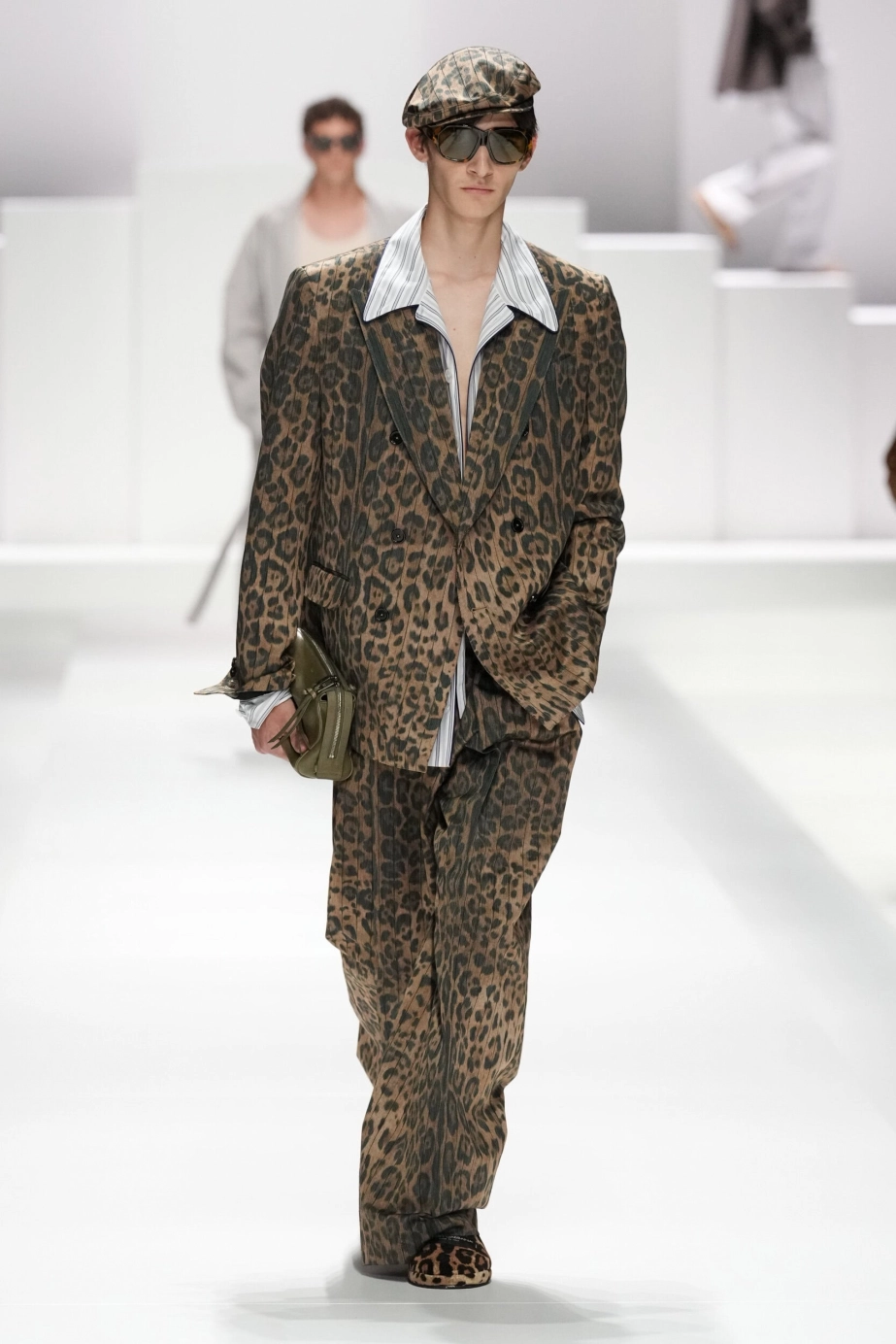 Bst xuânhè 2026 của dolce gabbana