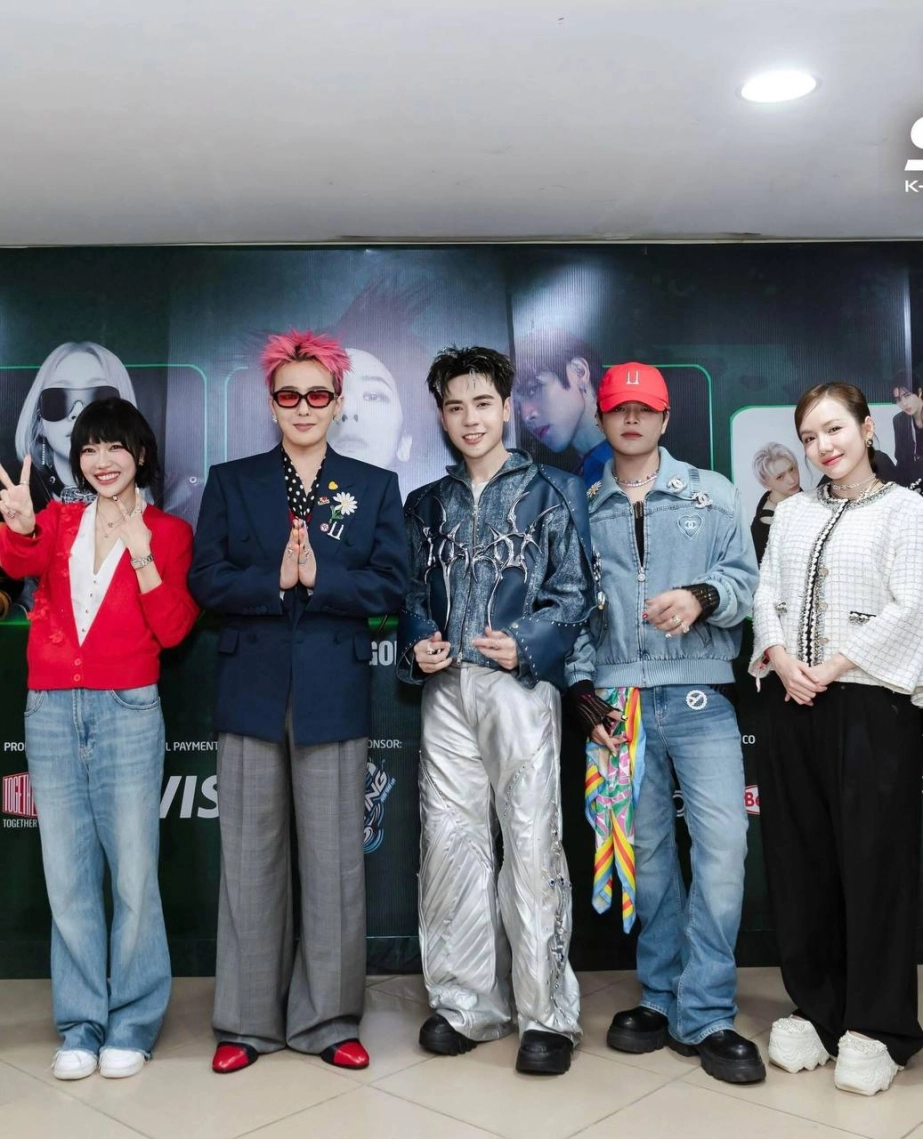 Dàn sao việt khi chụp hình cùng thần tượng g-dragon