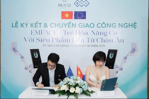 Bí kíp giữ gìn nhan sắc ở tuổi 63 của nữ nghệ sĩ hồng đào