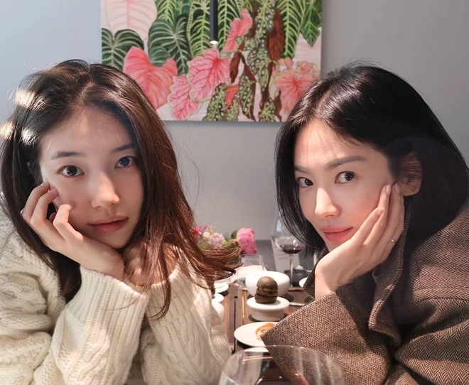 Suzy đẹp tới mức làm song hye kyo không nói nên lời